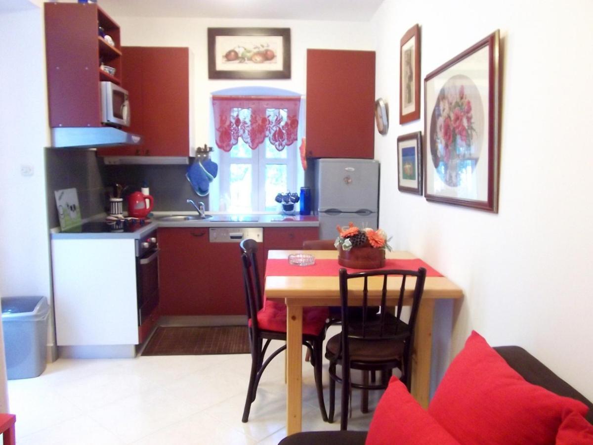 Apartments By The Sea Blace, Neretva Delta - Usce Neretve - 16068 Exterior foto